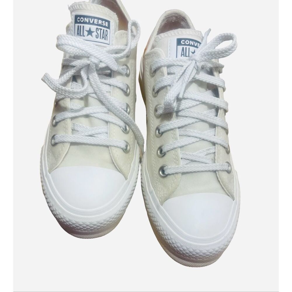 Converse Summer Spirit Chuck Taylor Platforms - Picture 8 of 13